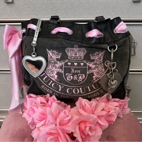 Juicy Couture pink and gray vintage daydreamer with pink and gray juicy wallet - Picture 2 of 15